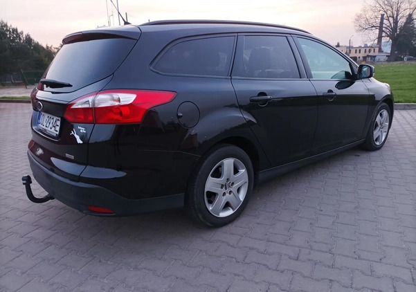 Ford Focus cena 24700 przebieg: 152300, rok produkcji 2013 z Namysłów małe 154